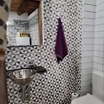 La Bodega. * タコロンテ