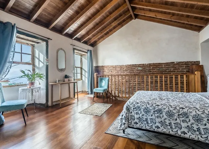 بيت للعطل La Bodega. *